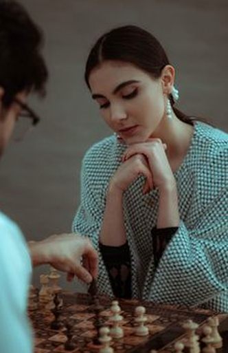chắn trực tuyến Debet